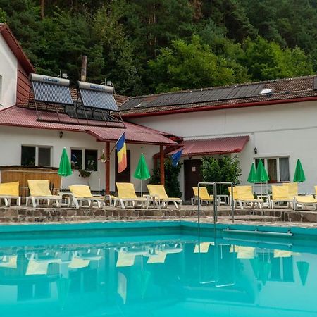 Pensiunea Alpin Păltiniş 외부 사진